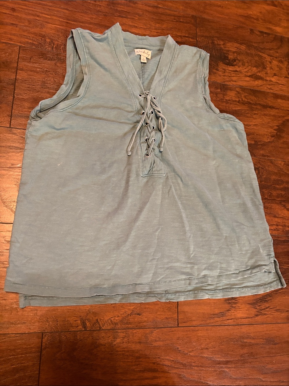 Wonderly ladies size large Seafoam Lace-Up Sleeveless Women's Top